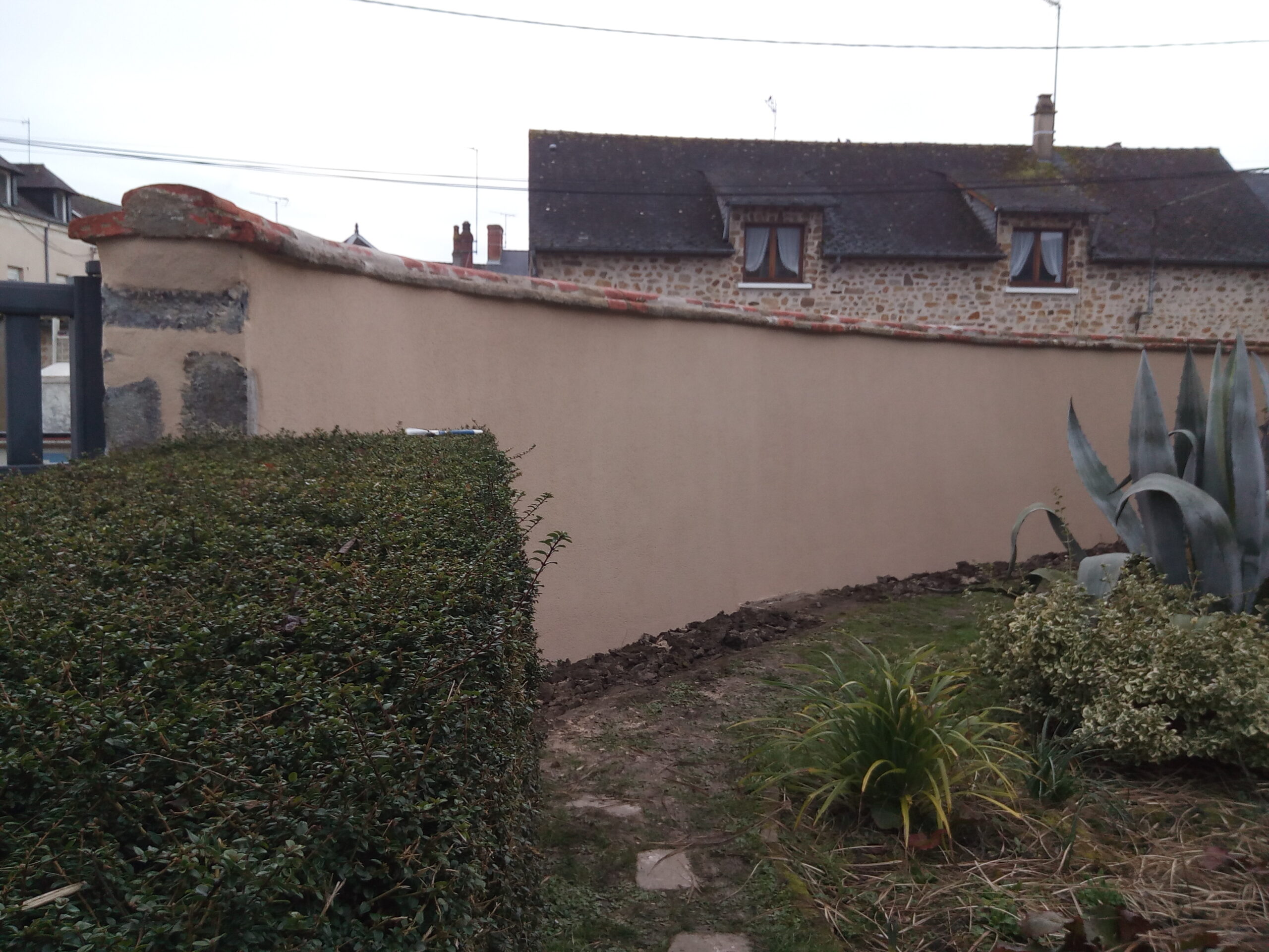 enduit monocouche gratté coté cour