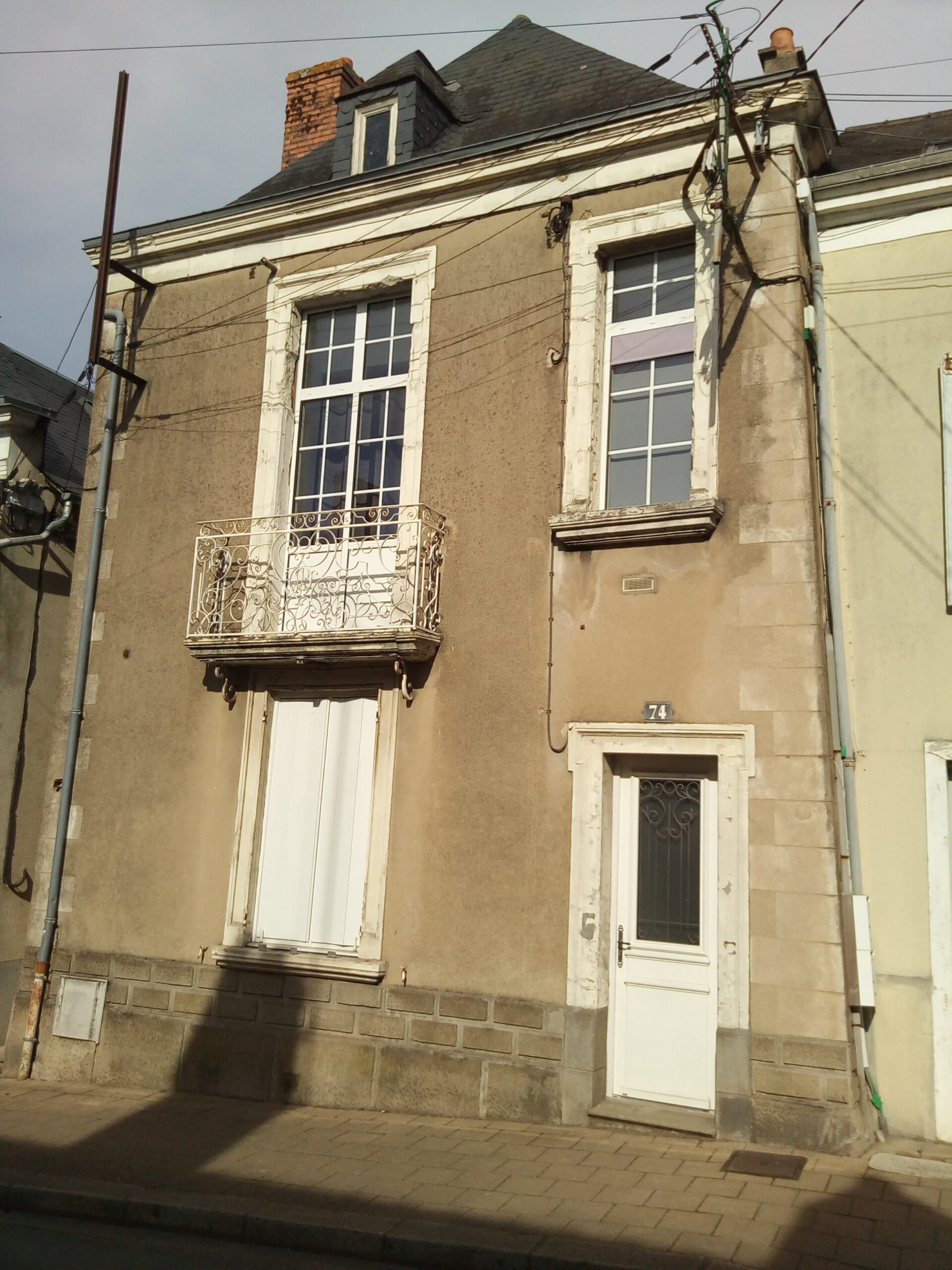 réfection encadrement pierre et enduit de facade