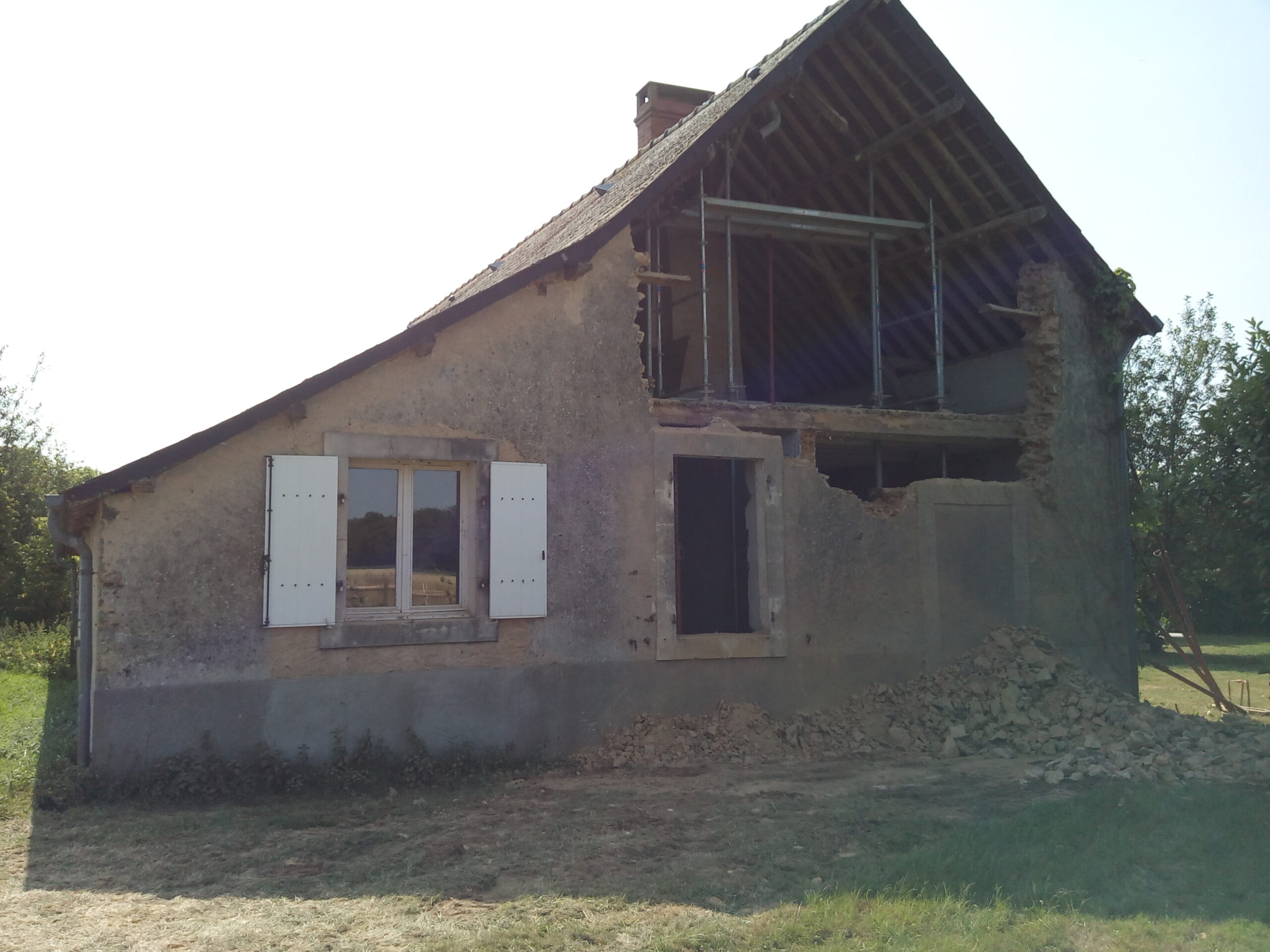 rénovation habitation avec très grandes ouvertures
