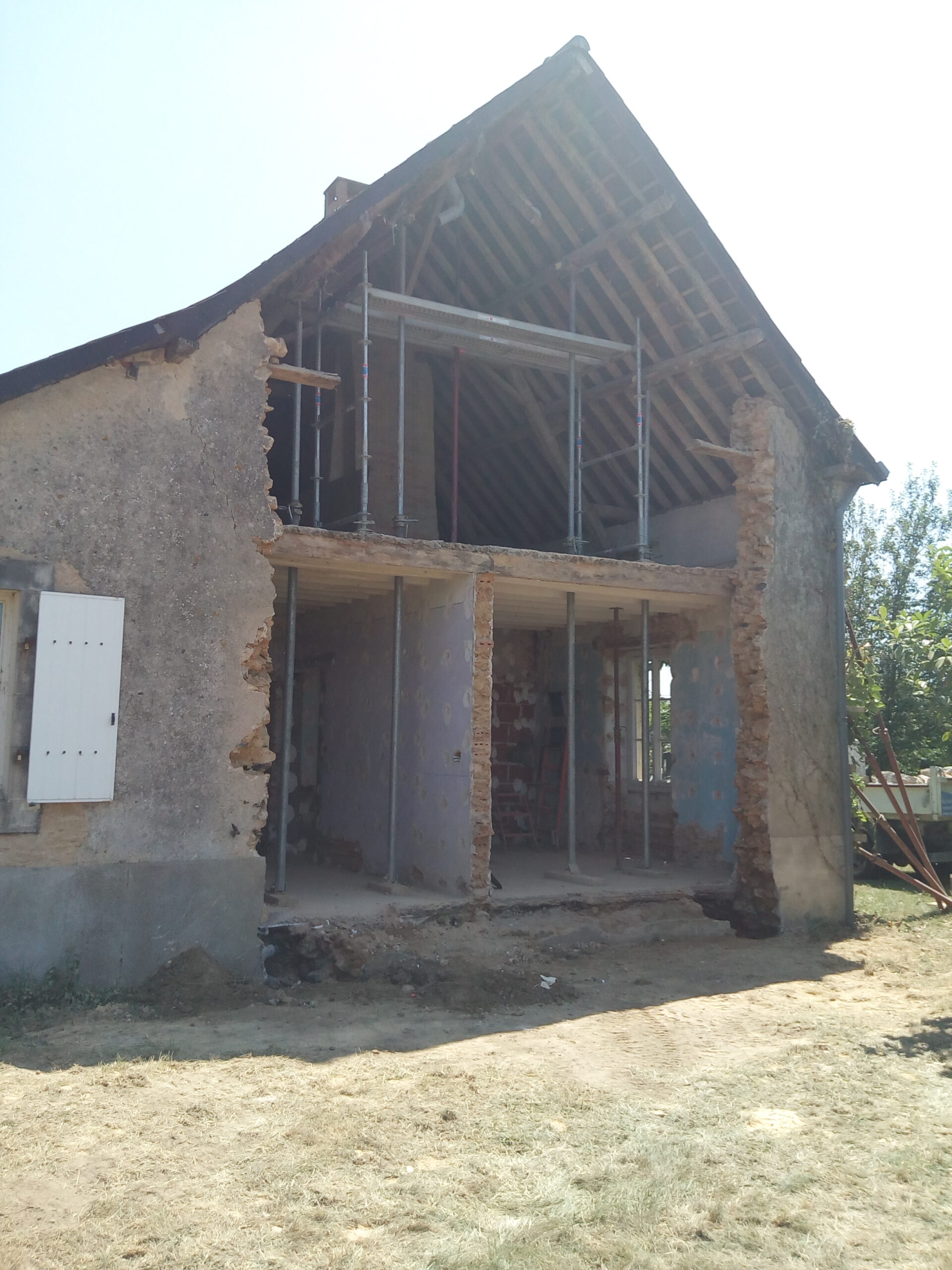 rénovation habitation avec très grandes ouvertures