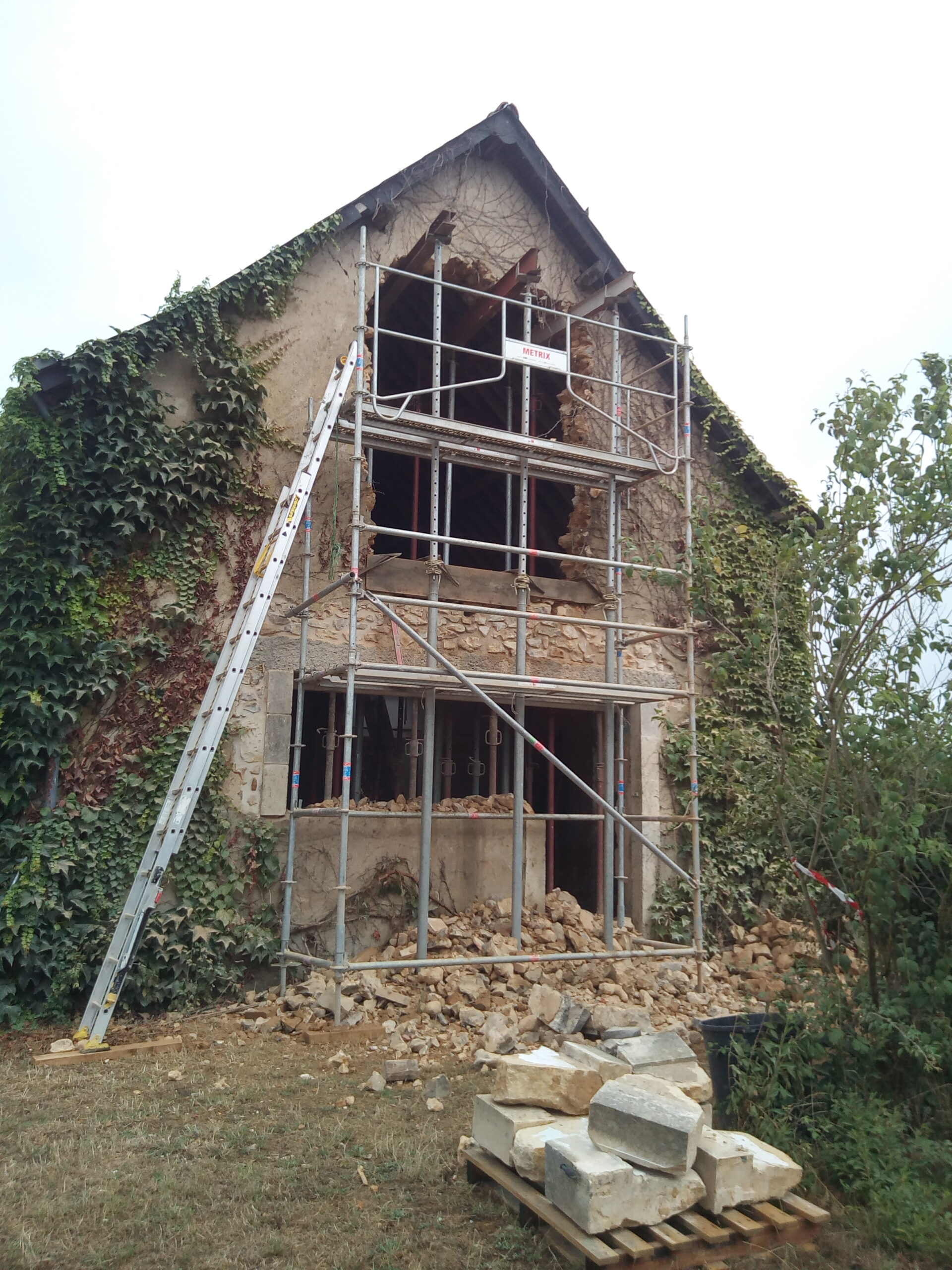 rénovation habitation avec très grandes ouvertures